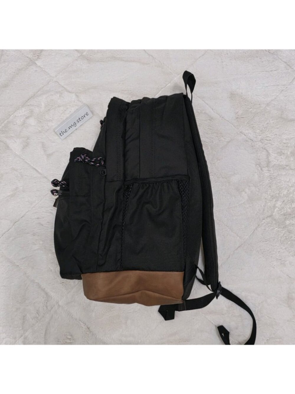JanSport X Stranger Things Mike's Upside Down Black Backpack 34L XL 17.5” - Picture 4 of 8